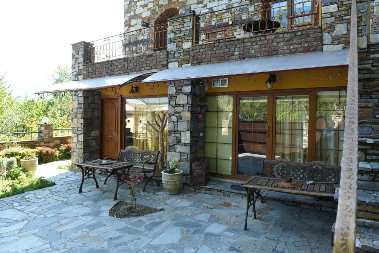 Santa Marina Guesthouse Káto Loutrákion Dış mekan fotoğraf