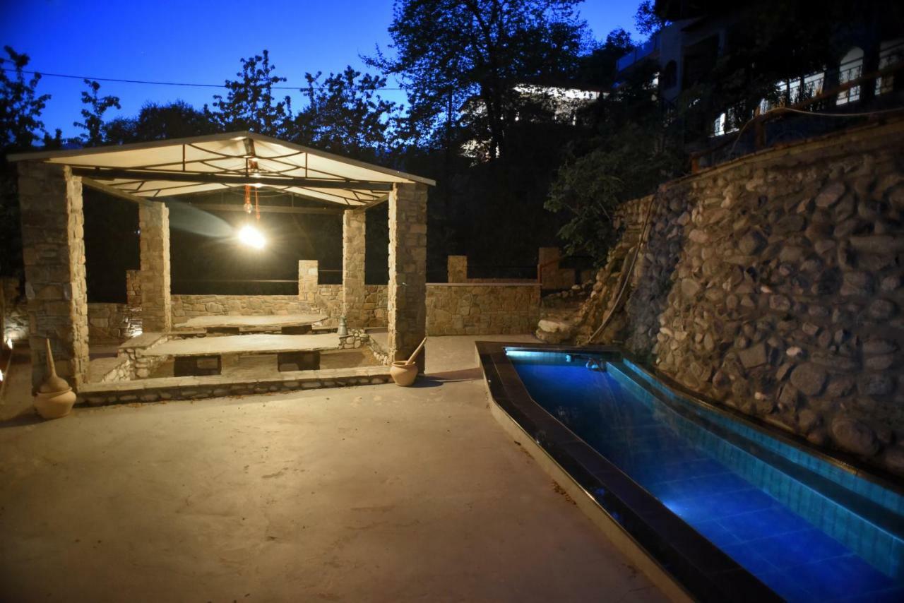 Santa Marina Guesthouse Káto Loutrákion Dış mekan fotoğraf