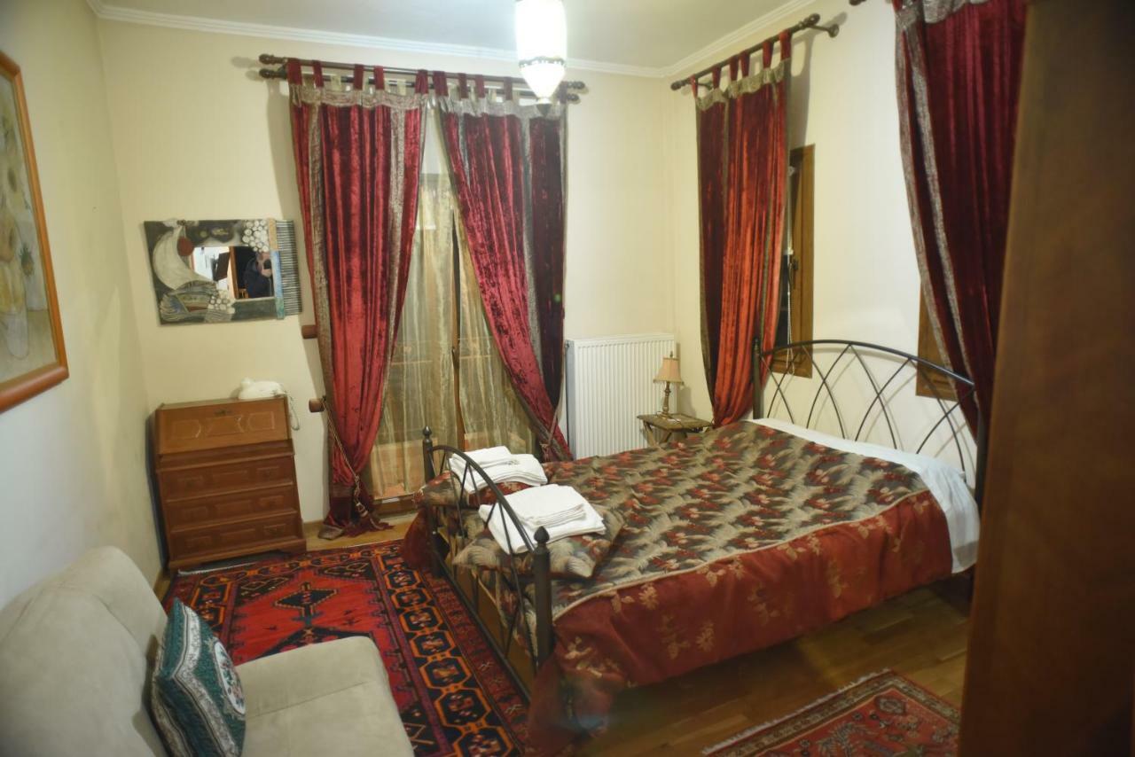 Santa Marina Guesthouse Káto Loutrákion Dış mekan fotoğraf